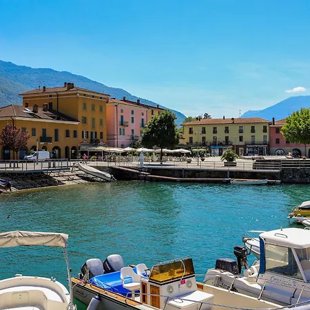 Rose Rossa Roselina Terrassen Og アパート