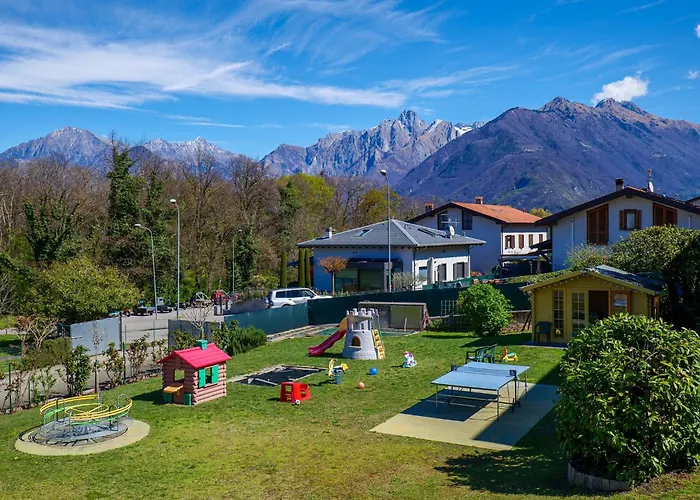 Rose Rossa Roselina Terrassen Og * Colico