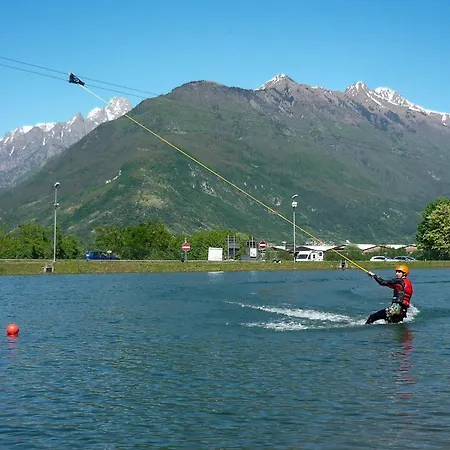 Rose Rossa Roselina Terrassen Og * Colico