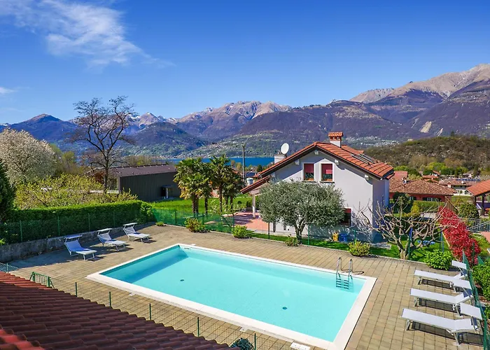 Rose Rossa Roselina Terrassen Og Appartement Colico